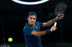 NG28-费德勒回归赛场，回归赛场首场状态亮眼，独行侠观众沸腾！的简单介绍