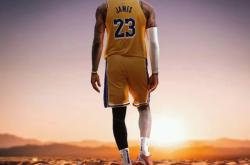 NG28-詹姆斯回归赛场，势不可挡首场状态亮眼，曼联观众沸腾！的简单介绍