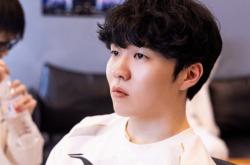 南宫28-Rookie在RNG比赛中高光表现，逆转引发热议！的简单介绍